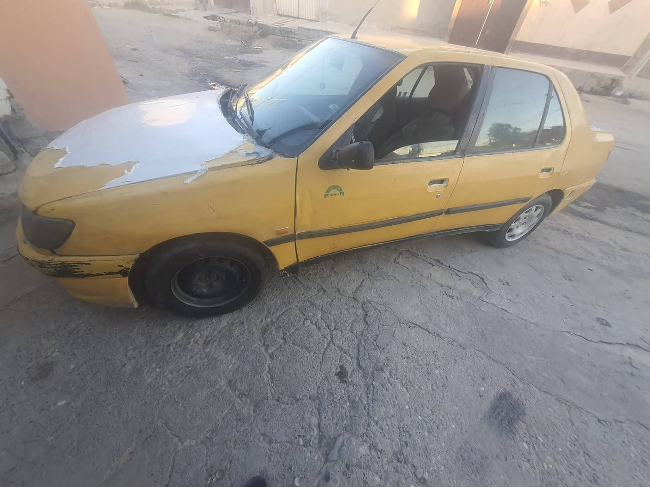 هذه السياره للبيع موصل الجانب الايسر سعر السياره سبع ورقات***********💵7
