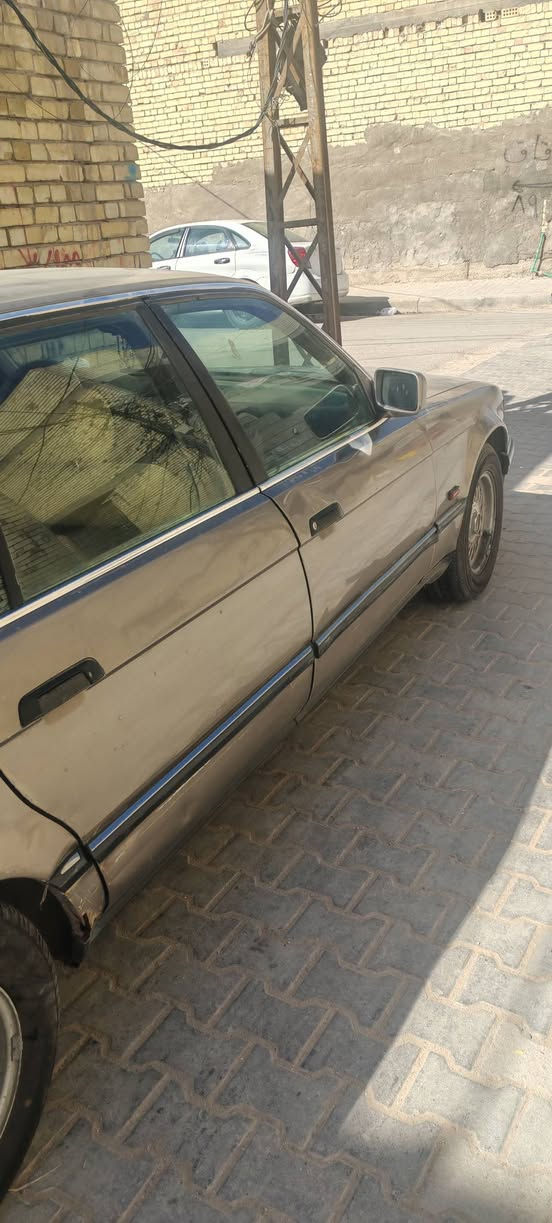السلام عليكم BMW 753 بغداد بسمي كير ومحرك كفالة تبريد جاهزة كراسي كهرباء سلايت شغال تخم تاير السعر 37 وبيه مجال ***********
