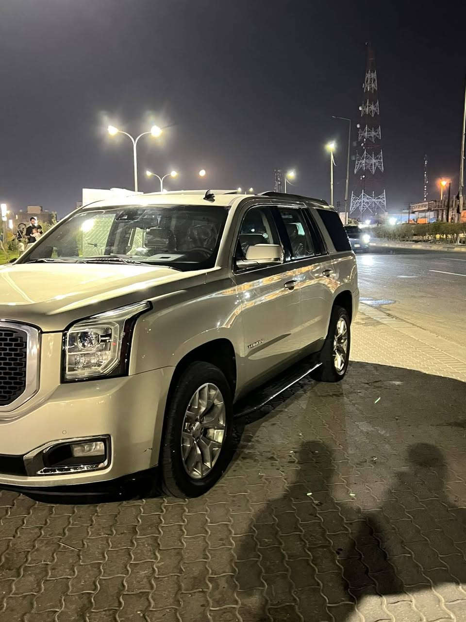 - يوكن (LTZ ) المحرك المرغوب 5300

موديل :   2015

الون:       عسلي🖤 

العداد: 127كيلو

الفئة : ltz

/حجم المحرك    ٨  سلندر  5300

/   بصمة ابواب

/ رادار امامي مانع اصطدام 

/ رادار خلفي

/ رادارت جانبيه ( نقطه عمياء)

/ كشن السائق هزاز  للتنبيه ( مربوط مع الرادار)

/ كامراة دواره مع الاستيرن اصليه

/ كشنات جلد 

/ كشنات اماميه كهرباء

/كشنات خلفيه كهرباء

/ كشن السائق خزن ميوري 

/كشنات خلفيه منفصله

/ كشنات تدفئه 

/ باب خلفي كهرباء

/ استيرن كهرباء

/مرايات جانبيه كهربائيه ( شفط) + تعتيم 

/ فول تحكم استيرن جهتين + ستيرن تدفئة + ستيرن كهرباء

/حساسات امامي  خلفي

/ فور ويل 

/ لايت زنون

/ لايت وبك لايت ليد (LED)

/شاشه اماميه كبيره 

/ كشنات 7 راكب كهربائي 

/ تشغيل عن بعد 

/ تبريد مركزي ثلاث قطع

/ تحكم للتبريد الخلفي منفصل

/ منفذ كهرباء للعربه الخلفيه

/ سستم صوت اعلى فئه (BOSE)

/ نظام مكابح للعربه الخلفيه

/ نظام صعود مرتفعات

/ نظام سحب مقطورة 

/ نظام تحديد مسار ( نظام خطوط الشارع)

/ نظام معرفة ضغط الاطارات

/ انظمة مكابح

/ نظام تزحلق 

/ نظام توازن للطرق الوعره 

/ بصمه عدد

/ اسبيرها منازل 

تخم تاير جديد سيارة جديدة وتخبل وبلعافية على الياخذها 

وبقية المواصفات المعروفه السياره رقم بغداد تحويل مباشر 

السعر: 282
مكان السياره البصره الفنجانينه
للاستفسار *********** البصرة, العراق
