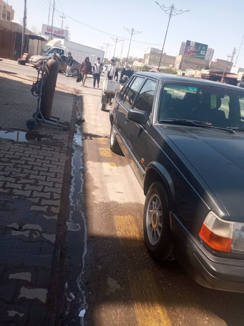 مرحبا فالفوالبيع 940حجم سياره حلوه وجاهزه مكينه ونجي محور تبريد شغال حداديه جديده تخم تأير جديد مكينه وكير جدد سنويه مجدده27ثاني يوم مداورة السياره بل نجف الشراي يتصل السعر 50او بيعه مجال الشراي***********بي وساب
