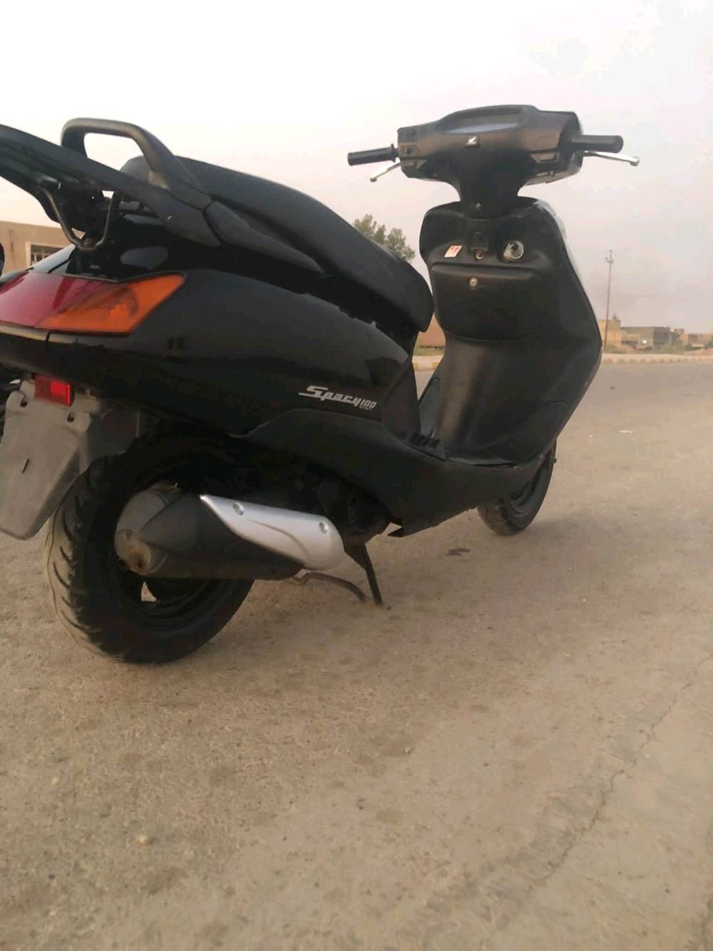 سبيسي ياباني للبيع محرك مفتوح مره وحده سلف هندر كله شغال دراجه بلاديه من لطول لطول   كهربائيات كله مكينه خرسه شلعه ومعدل  دراجه خير من الله ماتخسر عليه ولا ربع شغل واطلع وين متريد تخم تاير جديد مكينه كفاله لانضوح ولا تنقيص ***********