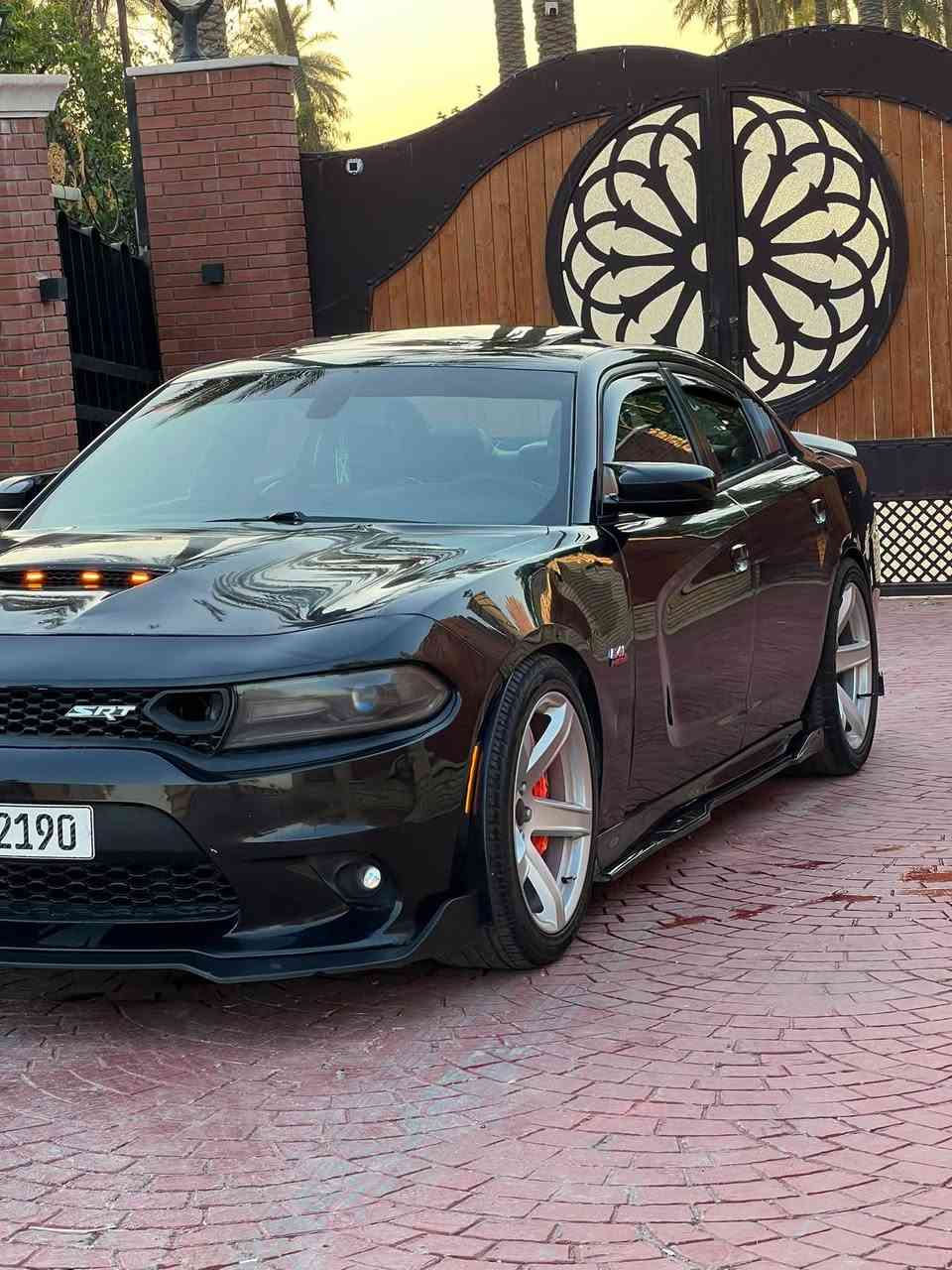 السلام عليكم جارجر 2018 SRT  فول مواصفات عليها مكينه 5700 حادث اربع قطع)    مراوس بجارجر سكات او RT   او GT حسب القناعه  وسعرها بلخاص للشرايه
مكان السياره بغداد الدوره 

رقمي  بي واتساب  ***********
