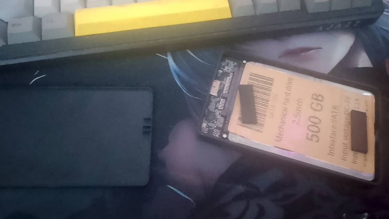 للبيع هارد HDD خارجي للpc أو لابتوب 
حاله: شبه جديد ونظيف 
حجم: 500g 
سعر: 15ألف 
توصيل جميع محافظات 
رقم:***********
