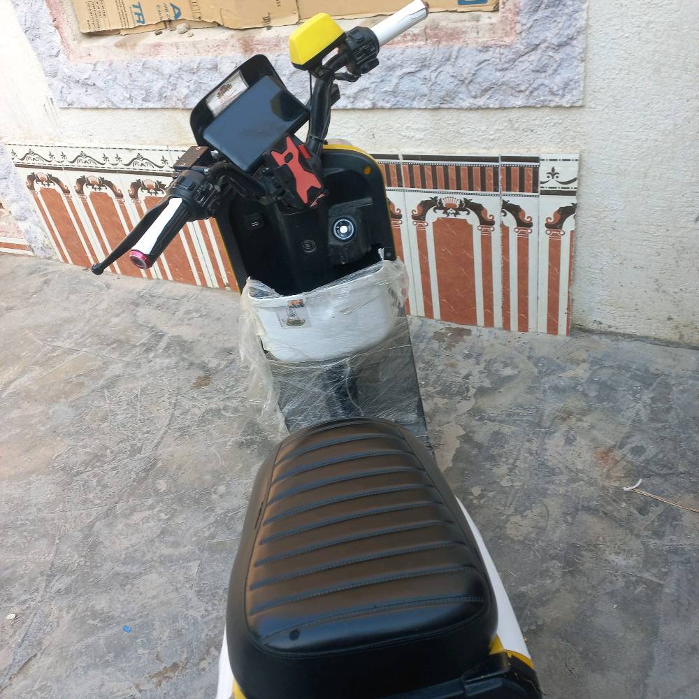 سلام عليكم دراجه شحن نوع R11 جديده خيره من الله