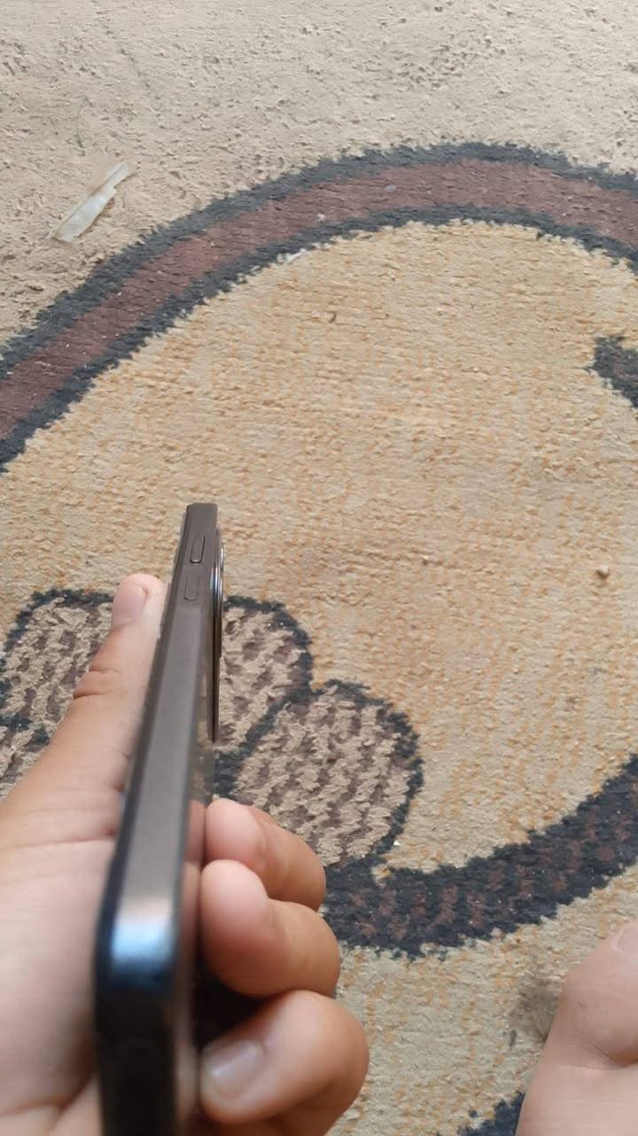 جهاز OPPO A40m
ذاكره 256 
جهاز نضيف كلش وما مفتوح ابد 
سعر 240 وبي مجال
المكان نجف كوفه  عباسيه 
الستفسار ***********
