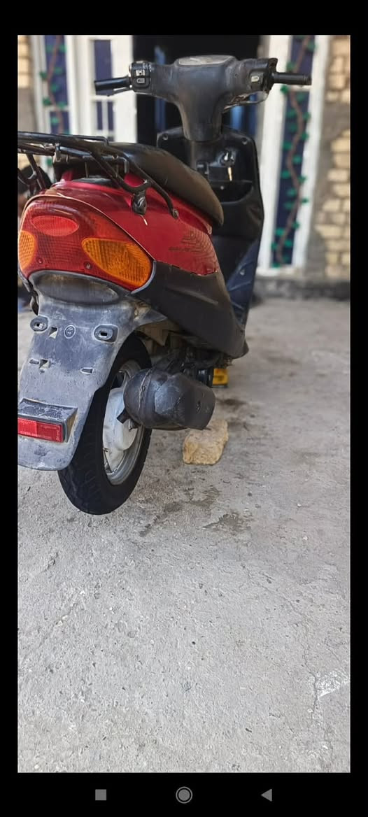 دراجه بيجي فحل نهضه وسرعه فول مكينه اكسن ناعمات صار سبوع من مجفته اول مره تجفت نقصه سلف ولشاير ما يشتغلن لايت بيك لايت شغال سعر 250نضافه شوفت عينك مكان سبعه نيسان ***********
