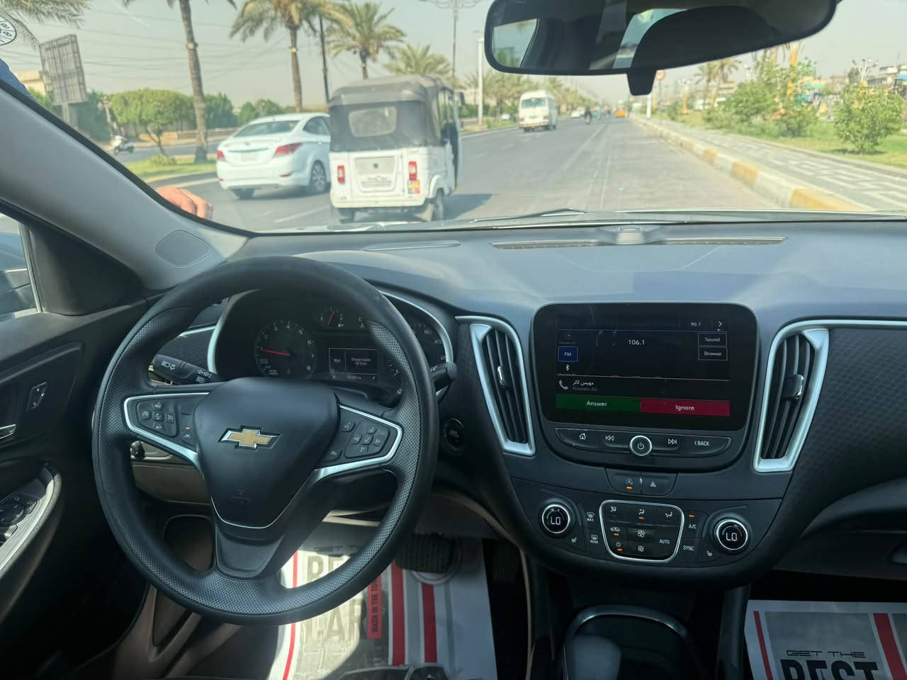 السلام عليكم
شوفرليت ماليبو موديل2023 وارد امريكيLt1  فئة

 لون  مميز 

 داتا شو + تحذير

كشنات كهرباء  

كشنات خزن ميموري 3 وضعيات مع وضعيه الخروج السهل 

تبريد كشنات مع تدفئه كشنات

شاشه وسطية مع نظام كار بلي مع نظام ملاحه

نظام  تبريد بي + مناخ منفصل السائق والراكب 

 قياده ذاتيه + تحديد مسار + تحذير خروج عن مسار 

 كامرا خلفيه دواره

سستم صوت ممتاز

10 سماعات

سايد بريك كهرباء

 بجم زنون بلاد مع لايت داينمك مع لايت اوتو عالي عند عدم روؤيه

حساس مطر اوتو + مراية عاكسة للضوء  ذكية

مري قلاب عند الرجوع للخلف R + كامرا ونقاط عمياء

تبريد قطعتين 

شحن واير لس+ usb+ typC

السياره مواصفات كلش هوايه ومتخلص

رقم اربيل بأسمي  

صور الحادث موجودة حادثها جاملغ فقط بدون دواخل والايرباكات سليمة

***********
