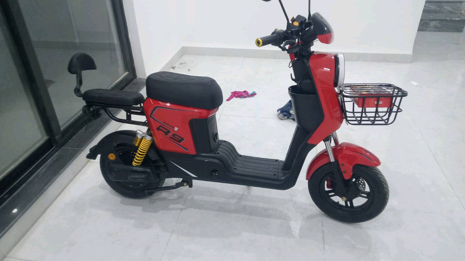 R9 • خمس بطاريات • استعمال أسبوع