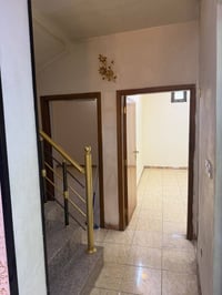 مشتمل طابق اول معزول 3غرف وصاله كرادة داخل قرب مستشفى عبدالمجيد 077088...