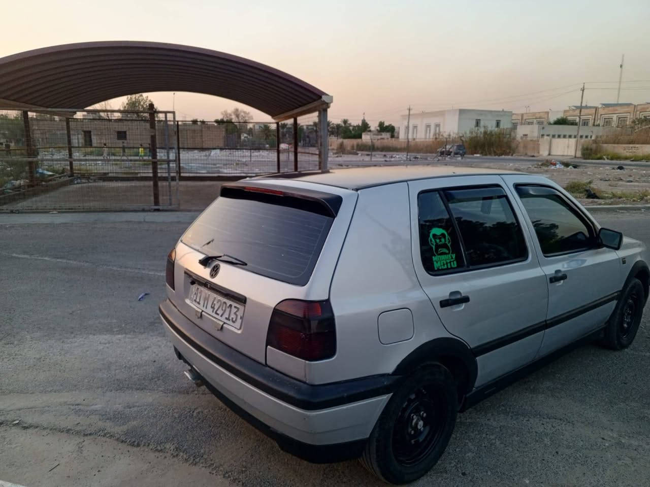 السلام عليكم كولف موديل 95سياره جاهزه كير محرك تبريد ثلج محرك 200كير عادي اربع جام كهرباء سياره حلوه ونشطه رقم بغداد دولي تحويل ثاني يوم السعر 36وبيه مجال مكان بغداد حي العامل والشراي يتصل واني بل خدمه***********
