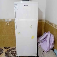 ثلاجة • بدون عيب • مستعملة ٣ أيام