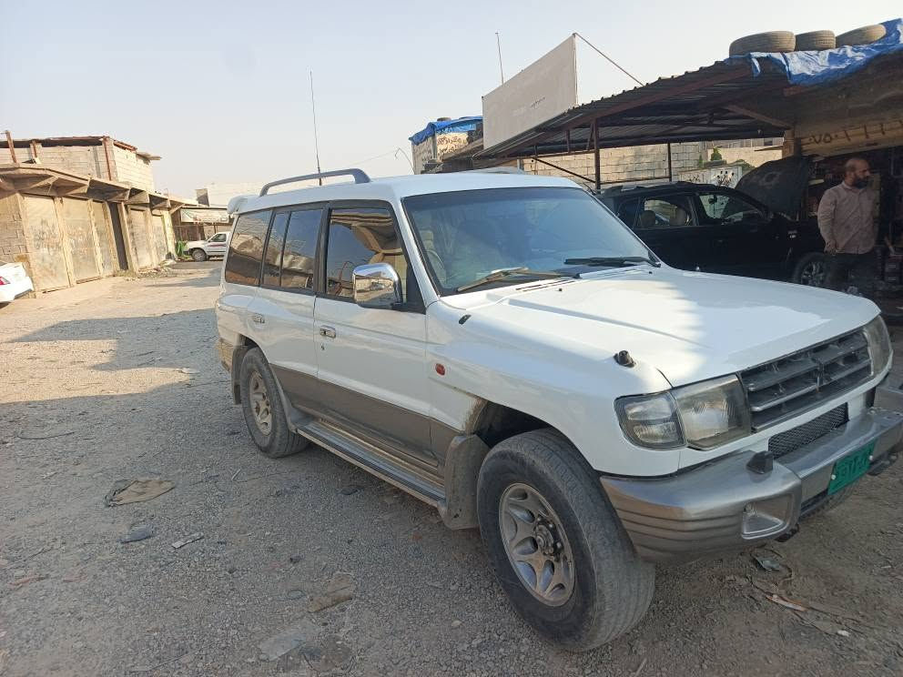 باجةرو موديل 2000توماتيك دةبل اكسل بئ ليدرانة حيزام بةمبة لؤ جواني سنوي اصلي گير مكينة تةقةورةق بةشةرت كارةبايي مةزبوتة شوين نحيةي كةورگوسك نزيك هةولير سعر 35مجال سةوداش دةكةم لةسةر دل گرتن ***********
***********.........رسزو سلاو ..... 🌹 اكر, نينوى
