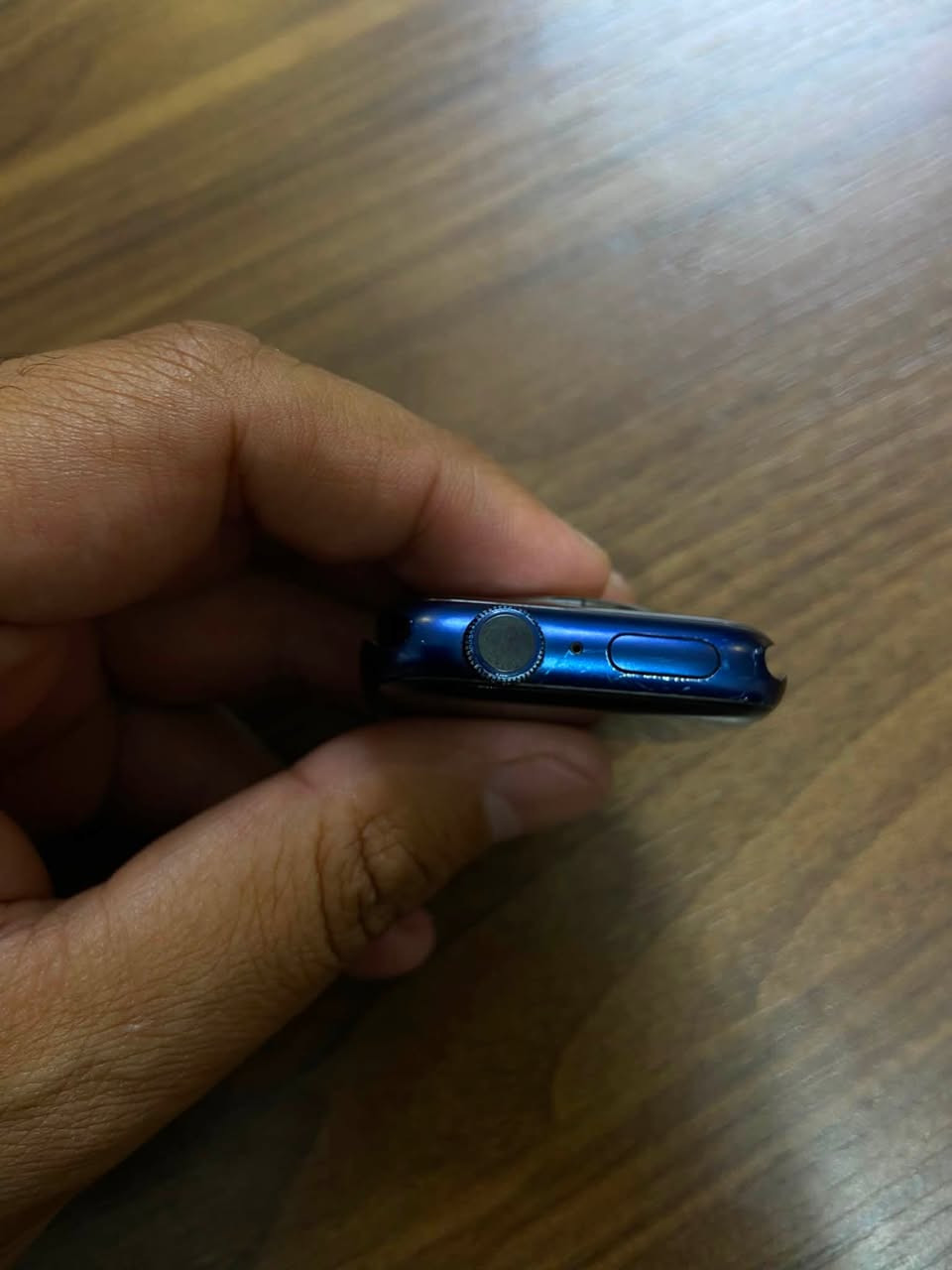 WATCH 6
حجم 44
 🔋 80% 
لون نيلي
سير عادي فقط 
السعر 110 قفل  
بيها شخوط تكدر تخليلها لزكة تضيع 
بغداد الدورة 
***********
