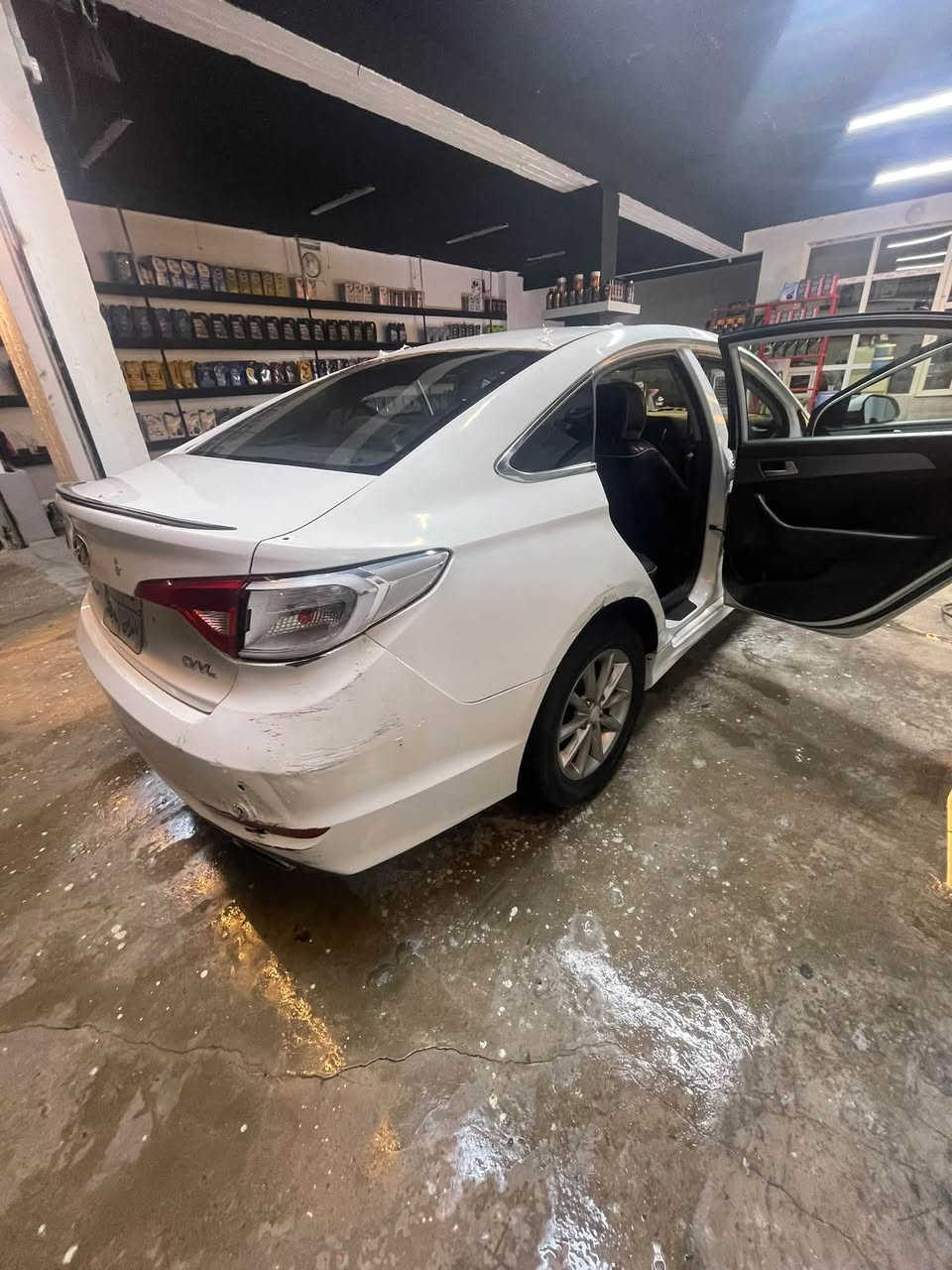 سوناتا 16مكصوص محرك 2400كارتون وكير جديد 6نمر صدر طبه  تبريد ثلج بيهه ملاحضات بلبونيد وبلجاملغ سياره جاهزه السعر 44وبيهه مجال ***********
