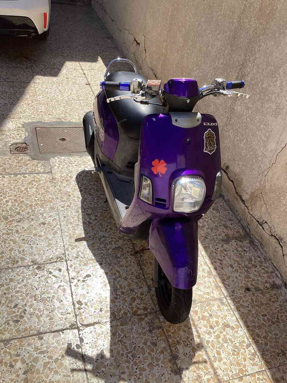 السلام عليكم دراجه ماكس بوليس للبيع دراجه نكره سلف ب اي وقت مكينه بلاد برغي ممفتوح بيه كهرباءيات شغالات كلهن هورن شغال تايرات زوج جديد جلاتين مكان بغداد الامين الثانيه للتفاصيل اكثر الاتصال عل رقم ***********
