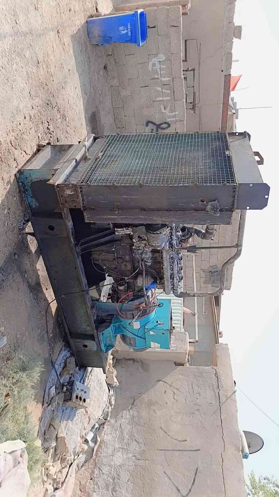 التفاصيل داخل الصوره

نص مكتوب في الصور:
- سلام عليكم سكانيه بومه قبق بلاستك للبيع مكينه صار شهر مجفته لاصرف ولا بخار توليد بلادي شاصي عالي راديتر جديد مولد جاهزه ماتصرف عليه ربع كله جديد بم ونوزل وسوبر العنوان مشروع الوحده السعر ٥٥ للستفسار على *********** اني مكلف بل نشر