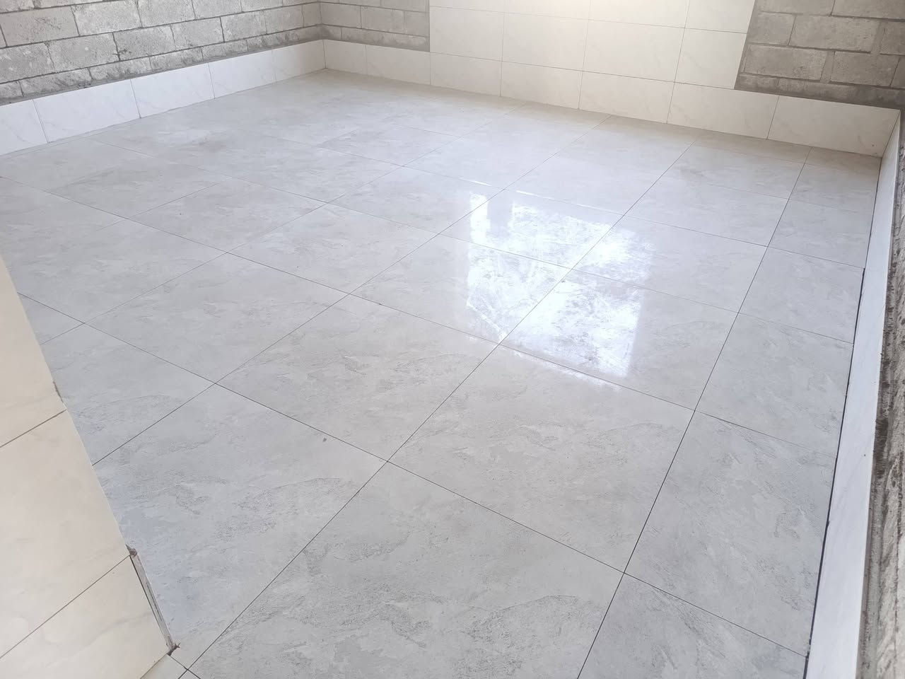 صفاف سراميك و
مرمر 
وبورسلين 
‏‪***********‬‏
