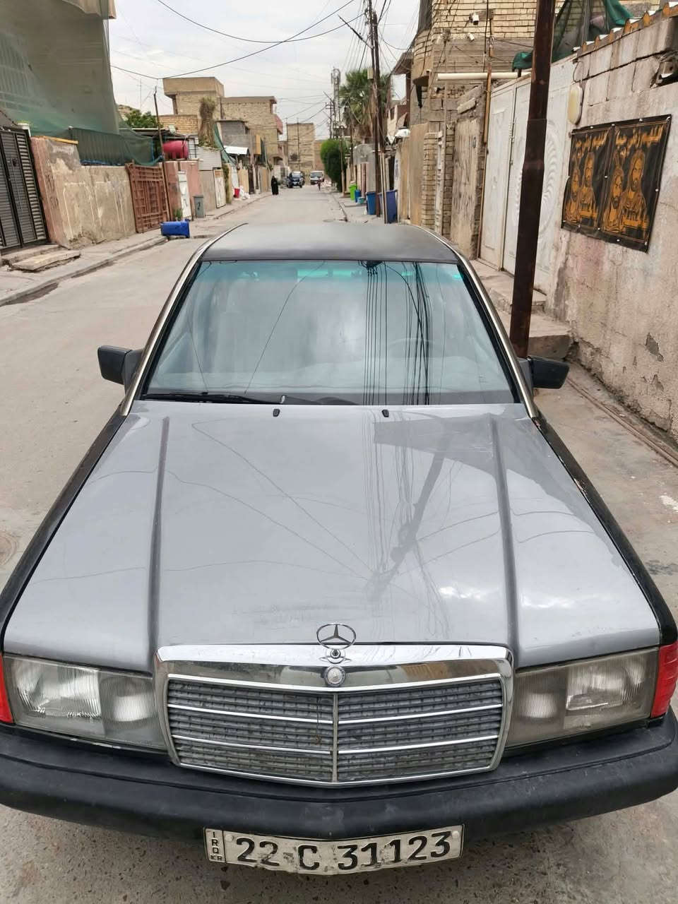 السلام عليكم 
مارسدس 190 موديل 91 رقم اربيل سنوية ل30 باسمي تريد تحويل أو وكالة بيها كير ومكينة vvt  2.5 تبريد نقص راديتر  وهذا كشرها كدام العين كلب واقتنع وتدلل سعرها 37 مكانها بغداد الشعب ت *********** ابو سجاد
