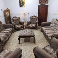 تخم ملكي ب 200 مستعچل علی بیعته متوفر واتسب. 07513137599