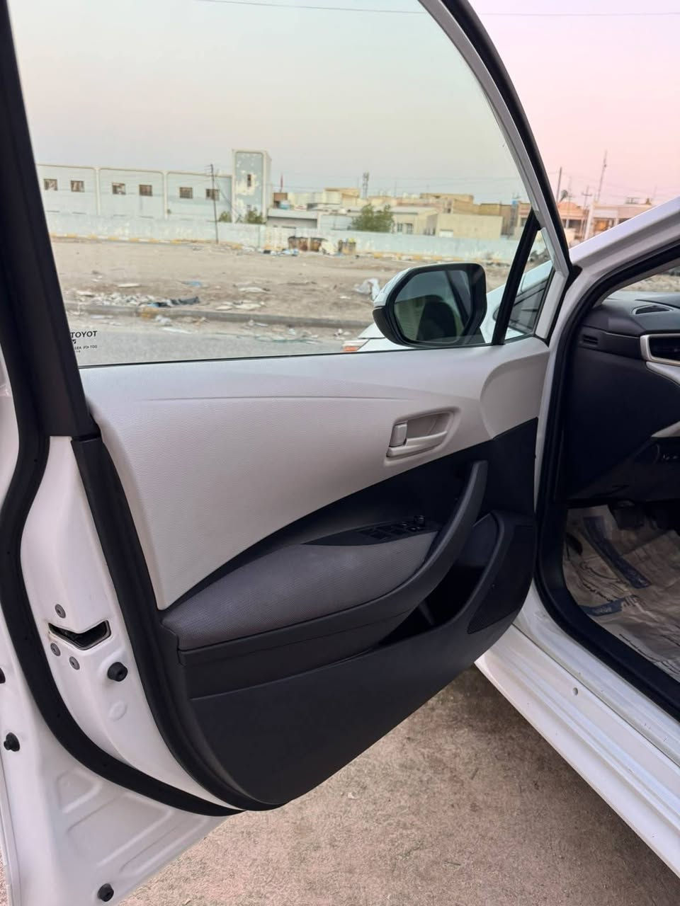 سلام علكم سيره كورله مديل ب2024 سيره جديده معنه الكلمه كفاله عتمه ما بيه نقص جاهزه ماشيه 3000 موصفات LE ب ***********
