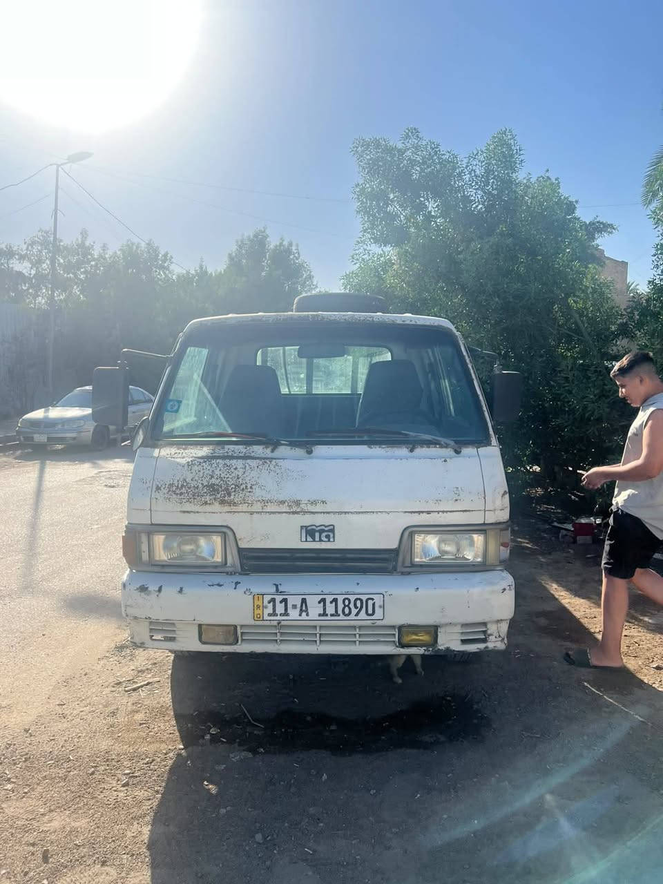 كيا بنكو للبيع موديل 93 قماره ربع بدي جديد كير ومكينه اكسنت مكفولات رقم وشاصي دوشمه جديده وصدر السعر 45 وبيها مجال العنوان بغداد الاعضميه للاستفسار ***********
