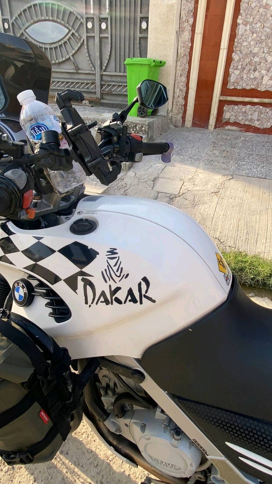 بغداد الدورة -ابو دشير 
السلام عليكم مكلف بنشر  دراجه  BMWجي اس محرك 650 دراجه عليها تزويد كامل مناقصاها اي شي فقط بدل دهن وطلع وين معجبك محرك مقفول تجي تاخذ دراجه من البيت وين ميعجبك وديها اي فيتر 
دراجه عليه جنط بانزين اصليات عليها جنط جوانب عليها بلوجكترات اصليه عدد ٦ فدراليه خلفيه عليها ويا تشغيل دراجه نقصها فقط رقم ينفتح ترقيم متكلف غير ٥٠٠ لو ٦٠٠ موديل ٢٠٠٢ دراجه ماشيه ٤١ الف رقم صاحب دراجه ***********