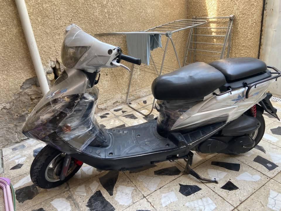 سلام عليكم كامكو نوزل للبيع او مراوس بسكنس دراجه بلادية كهربائيات دبلات كله جديد كفرات جدد فيت بم قاعده فيت بم كله جديد للبيع السعر 700 الف عنوان بغداد ***********

