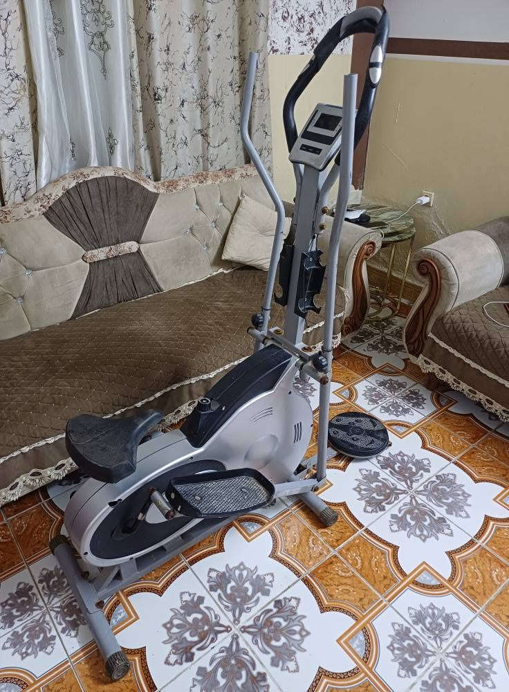 السلام عليكم غراض للبيع كلش نضيفات شغالات الشراي هاي رقمي *********** كركوك, العراق
