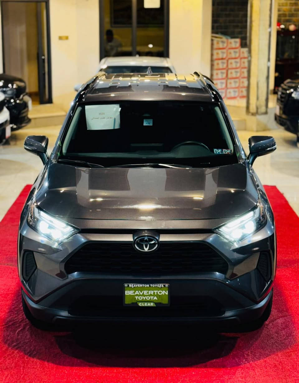 Toyota RAV42024  XLE 
اللون . نفطي #كاتي تترقم شمال 

عداد المسافات28الف   ميل  mile
حجم المحرك 4 سلندر (2.5L) 

المواصفات :
كشنات.  قماش 
بصمة ابواب
تشغيل عن بعد 
بصمة تشغيل 
رادار أمامي(تحديد مسار)
رادار جانبي (نقاط عمياء)
رادار خلفي(التحذير من الاصطدام)
تحكم وضعيات القيادة Drive Modes 
اوتو ستارت (Auto start)
اوتو ستوب(Auto Stop)
هاند بريك بصمة
اوتو هولد(Auto Hold)
تحكم وضعيات القيادة ECO,NORMAL,SPORT
مانع انزلاق+ABS
حساسات خلفية+كاميرا
تحكمات استيرن
تبريد قطعتين 
وبقية مواصفات XLE المعروفة
الضرر كما موضح بالصور: 
بدون ايرباك
#السعر 240$. 
العنوان كركوك
 
 معرض هشام الحمداني لتجارة السيارات 

للاستفسار الاتصال بالرقم 
***********
                                                        ***********
***********
