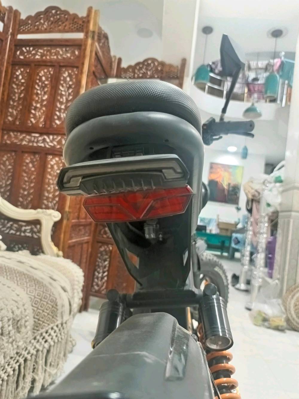 بطارية ليثيوم • سرعة ٥٠ • بريكات هايدروليك