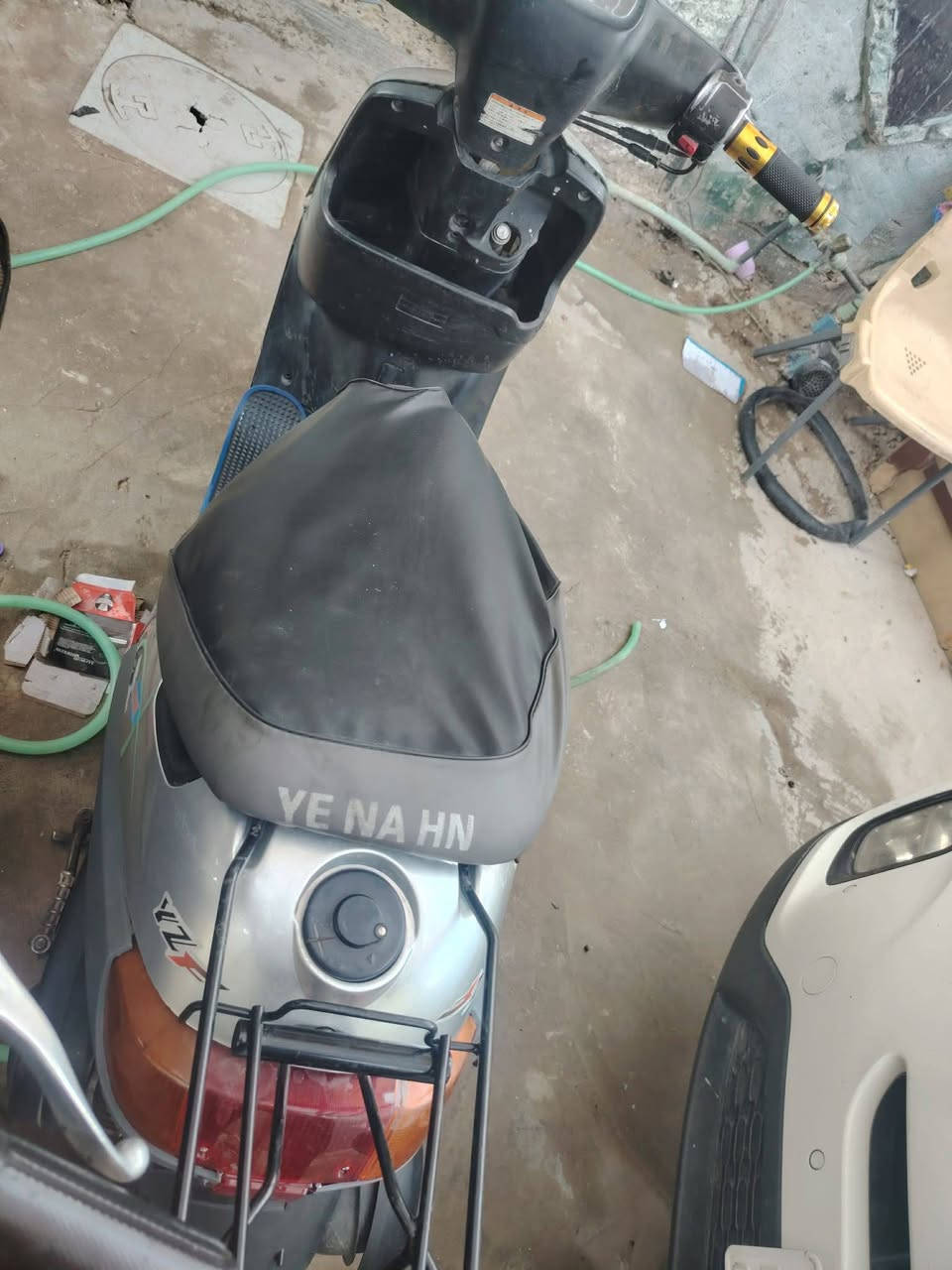 سلام عليكم دراجه بطه موديل. 99.. مفتوحه مره وحده...دراجه كلشي ما عايزها.كهربائيات كامله مكمله ...كفرات لون رصاص... طبعا شغاله سلف نكره وهندر..السعر ((230)) وبيها مجال للشراي ..للاستفسار خاص او ***********..... المكان كربلاء سيد سماعيل
