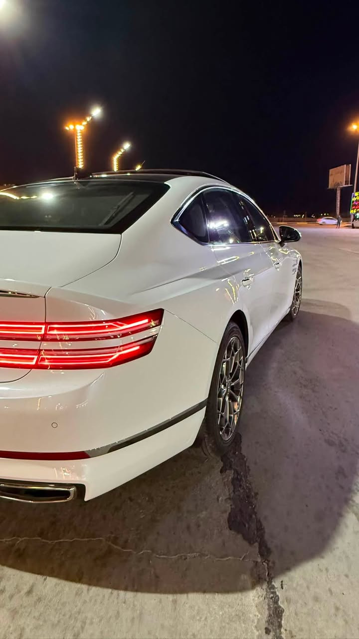 Genesis g80
السعر 295$
موديل :2024 
ماشيه 37000 كيلومتر
المحرك 2500 تيربو
حادث السياره : تقرير غرق وشغاله من امريكا وتكدر تتاكد من تقرير السياره وهنا بالعراق صار بيها بارد وتكحيل بالباب والجنطه شي قليل كلش
اريباك ما طاك بيها 
مواصفات معروفه 
فتحه سقف
حساسات امامي خلفي 
رادارات 
تشغيل عن بعد 
كشنات تدفئه 
ستيرن تدفئه 
كشنات جلد
انظمه سرعه 
تنبيه خروج عن المسار 
وهوايه مواصفات داخل السياره
السياره رقم بصره حره 
الرقم : ***********
***********
