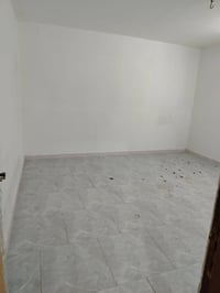 بيت للايجار • ١٠٠م • شارع المطار القديم