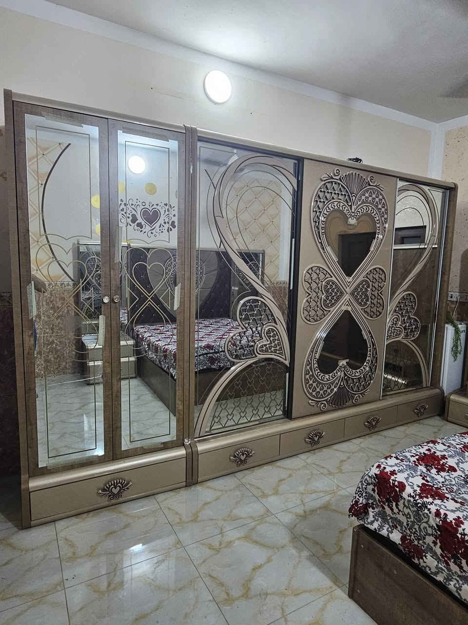 معرض عياض ويوسف غرفه نوم 12 قطعه تركي ويشد ويا النقل سعره مليون 800》***********》***********》 ديبيس, كركوك
