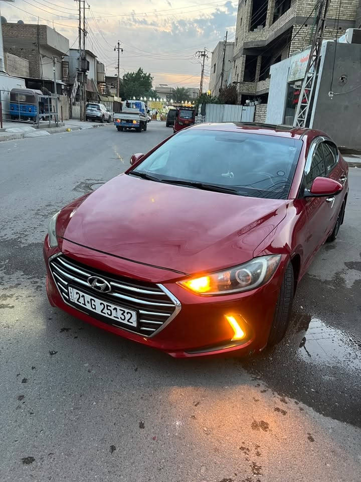 اللهم اجعل لشاريها الخير ولرائيها البركة ومن لايقدر على شرائها رزق ليشتر افضل منها🤍
السلام عليكم النترا  
موديل 2017 
 السياره ورارد امريكي
ضررها جاملغ الايمن وبنيد فقط
لا شواصي ولا لغود 
مواصفات السياره 
مكينه الفين دوش 
كشنات تدفئه
سلايد 
كشنات كهرباء 
شاشه بلادي 
وكامره خلفيه 
وبصمه 
تبريد خير من الله
ماشيه 150ميل 
سعرها 123 وبيها مجال للشراي 
مكاني بغداد الدوره 
رقمي ***********

