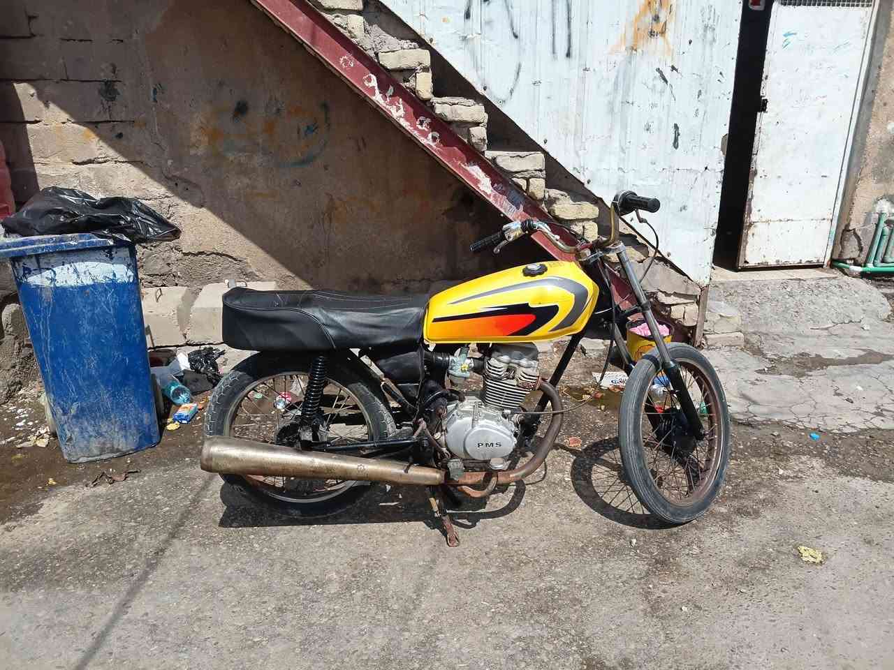 البيع سعر ١٥٠.    ***********

