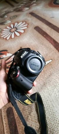 Nikon D5100 • كاميرا تصوير • نظيفة