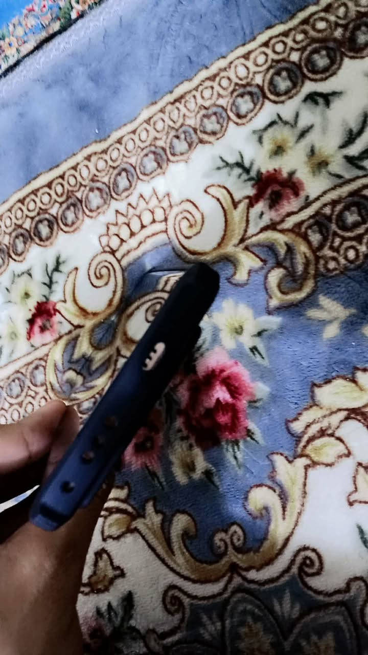 إسلام عليكم  أنفنكس نوت 40برو نسخه رام 24 جهاز 60فريم  شحن ٣وضعيات وسلكي ولا سلكي لون اصفر جهاز كامل مبدل شاشه وبي كسر بل ضهر   مكان بغداد المدائن سلمان باك سعر225وبي مجال لرقم***********
