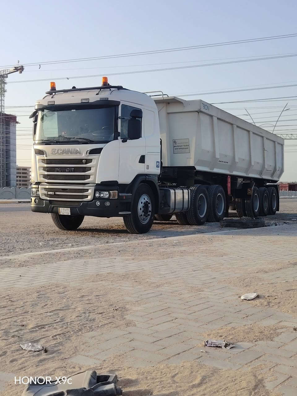 البيع شيراوي الفين15 كير عادي مكينه 460G سياره جديده بمعنى الكلمة كفال عامه  طخم تاير راس و عربانه باوان الفين 2018 منفيس ***********

نص مكتوب في الصور:
- HONOR X9c