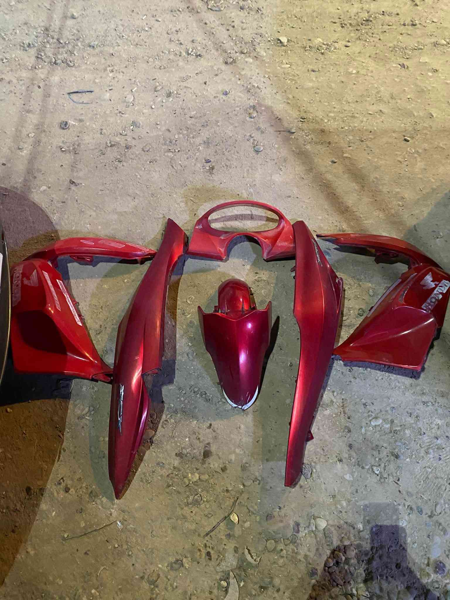 كفرات بيسي اكس جيل1لون احمر اموشم بيهن فطر آر كسرين أصليات أصليات بغداد الطوبجي. ***********واتساب يحتاجانه فقط بوليش ايرجعن وكالة نقص اجناح
