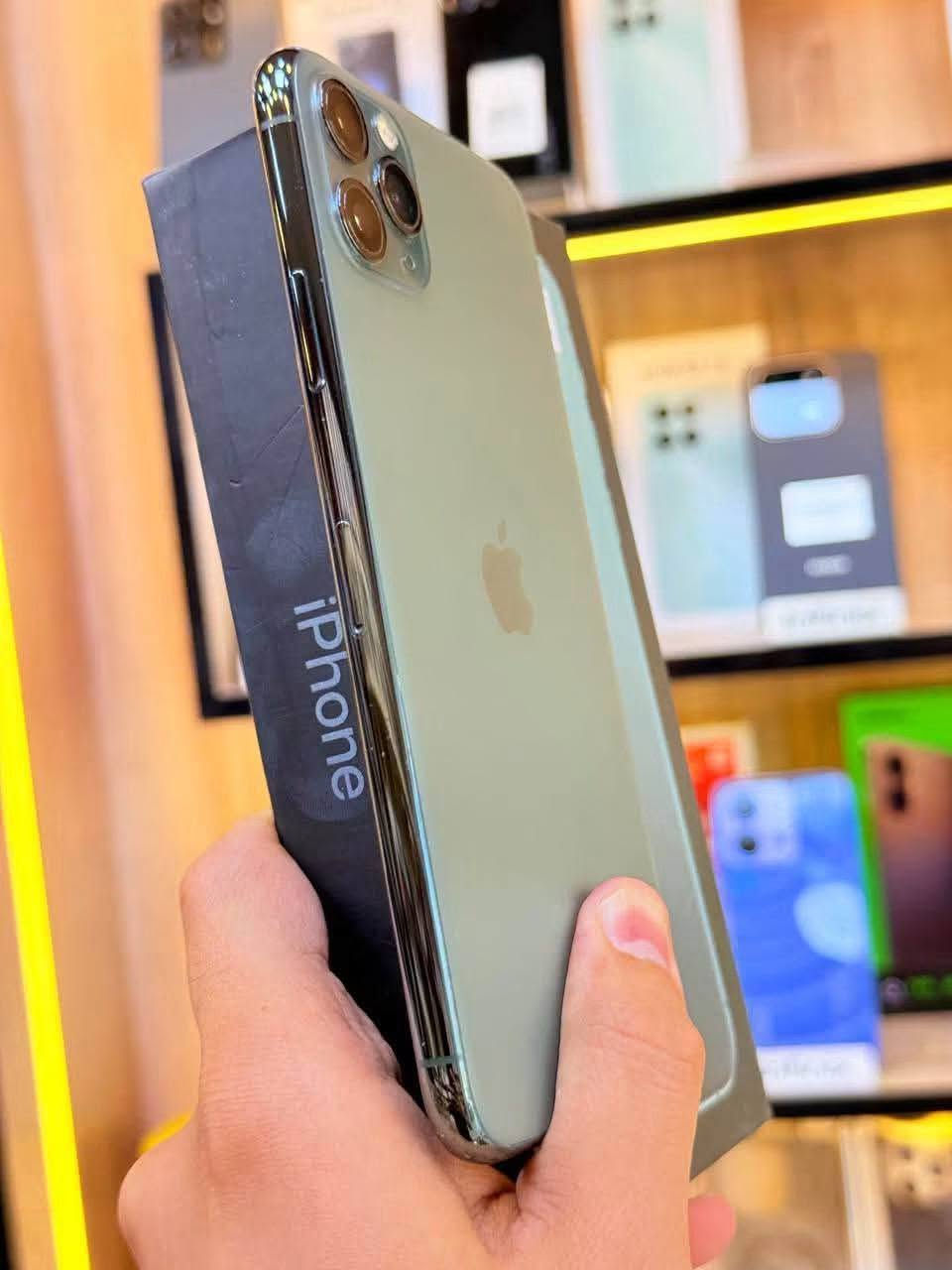 11 برو ماكس

▪️ الذاكرة: 128GB

▪️ نسبة البطارية: 86 بلاديه   شرط الفحص كله نورمال 

▪️ الجهاز: امريكي بحاله الوكاله وتر مكفول من كلشي 

▪️ نظافة الجهاز: نظيف 100‎%‎

📦 السعر: 200  قفل  

 ب ظهر شخط 

📍 الموقع: ديالى  –  شهربان

📞 للتواصل واتساب/***********
