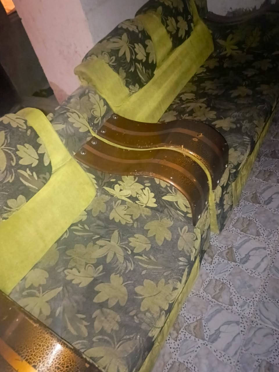 كنب ١٠ مقاعد • الحسينيه • قرب السوق الكبير
