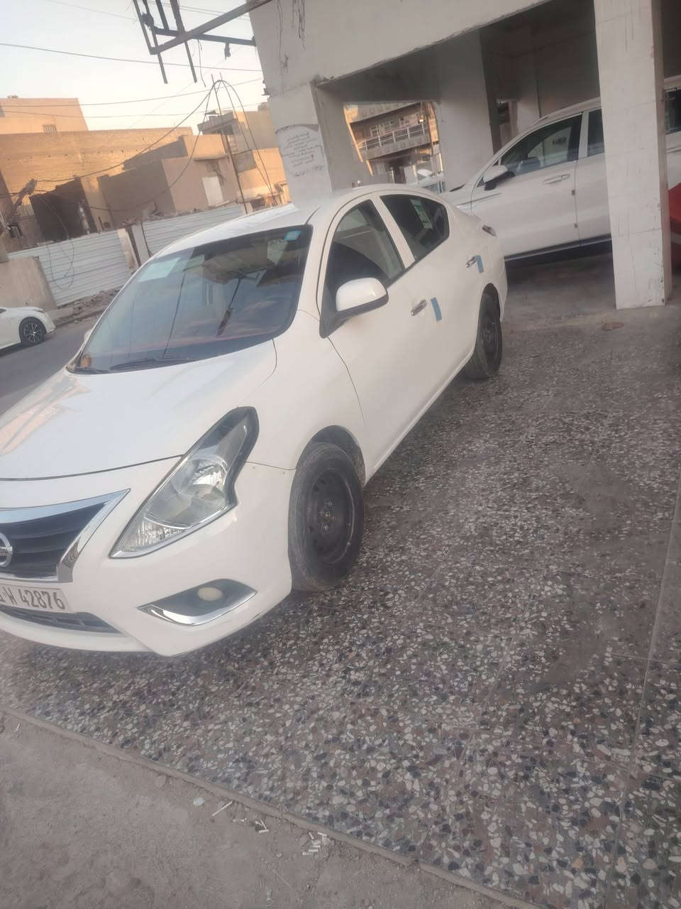 اخوان سنه هنديه مصبوغه عام اثر حرق سياره كلها جديده مكانها المنصور شارع دوره  السود موديل ٢٠٢٠  راقم بغداد  سعر ٧٨ راقم ***********

