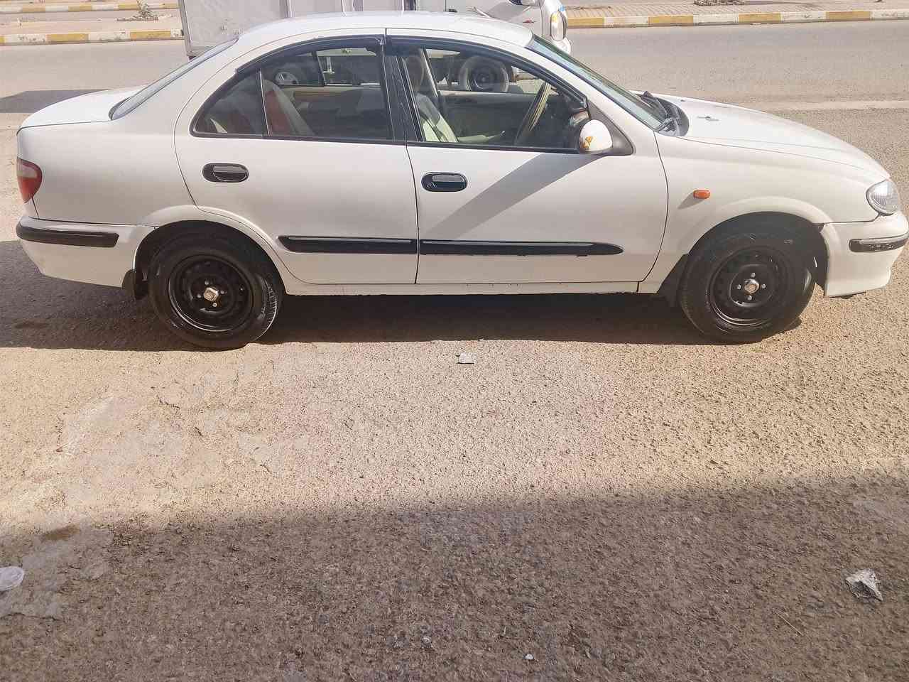 نيسان صني • ٢٠٠٢ • محرك ١٨٠٠