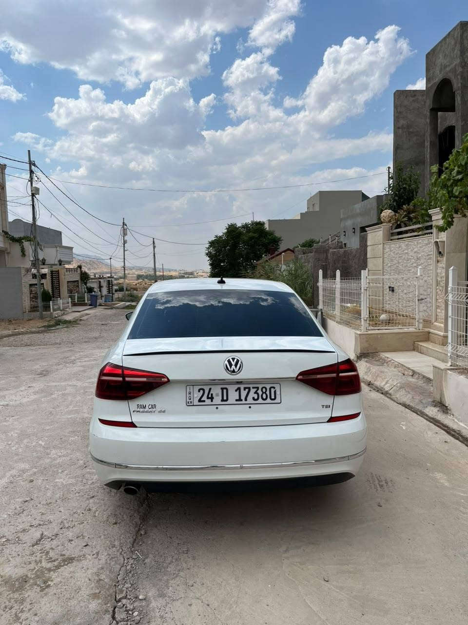 باسات 2017
وارد امريكي 
فول فول مواصفات 
سلايت كل شيء 
بدون صبغ 
كل شيء بشرط
0️⃣7️⃣5️⃣0️⃣4️⃣8️⃣4️⃣8️⃣2️⃣2️⃣3️⃣
*********** 
عندي واتساب زاخو, دهوك
