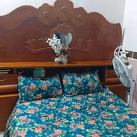 غرفة نوم • نظيفة • قرب مدرسة الشريف الرضي