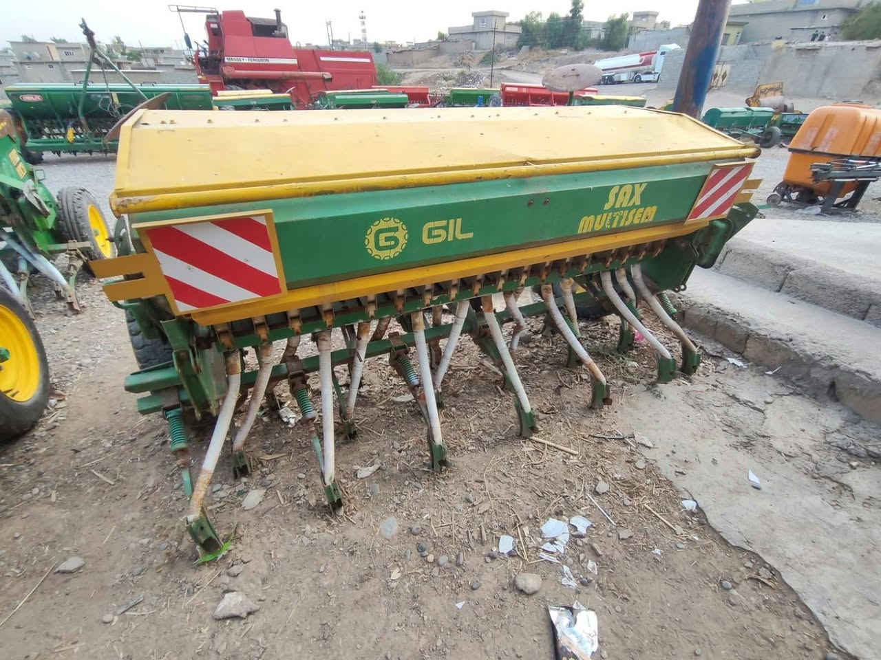 بۆ فرۆشتن تابیعە اسبانی مودیل 2016 بی شكان و لحیم سعری 23 وەرقە مجال سیارە کروە موجود کل عراق واسل رقم *********** موشتەرئ تلفۆن بکا
