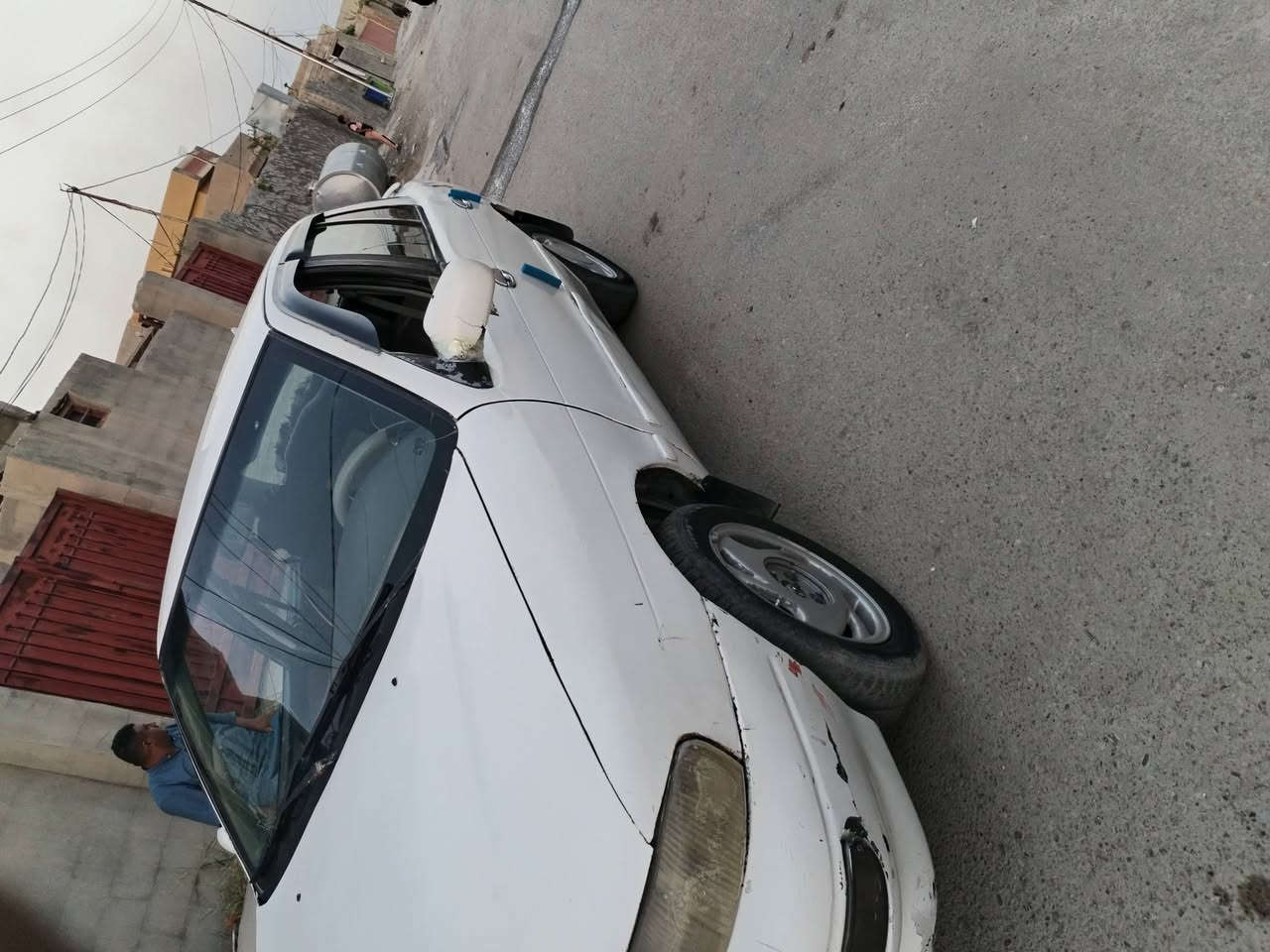 كياء سيفي البيع مديل ٩٥ محرك مفتوح السعر ٣٢ صبغ حزام مكان السيارة السحاقي ***********
