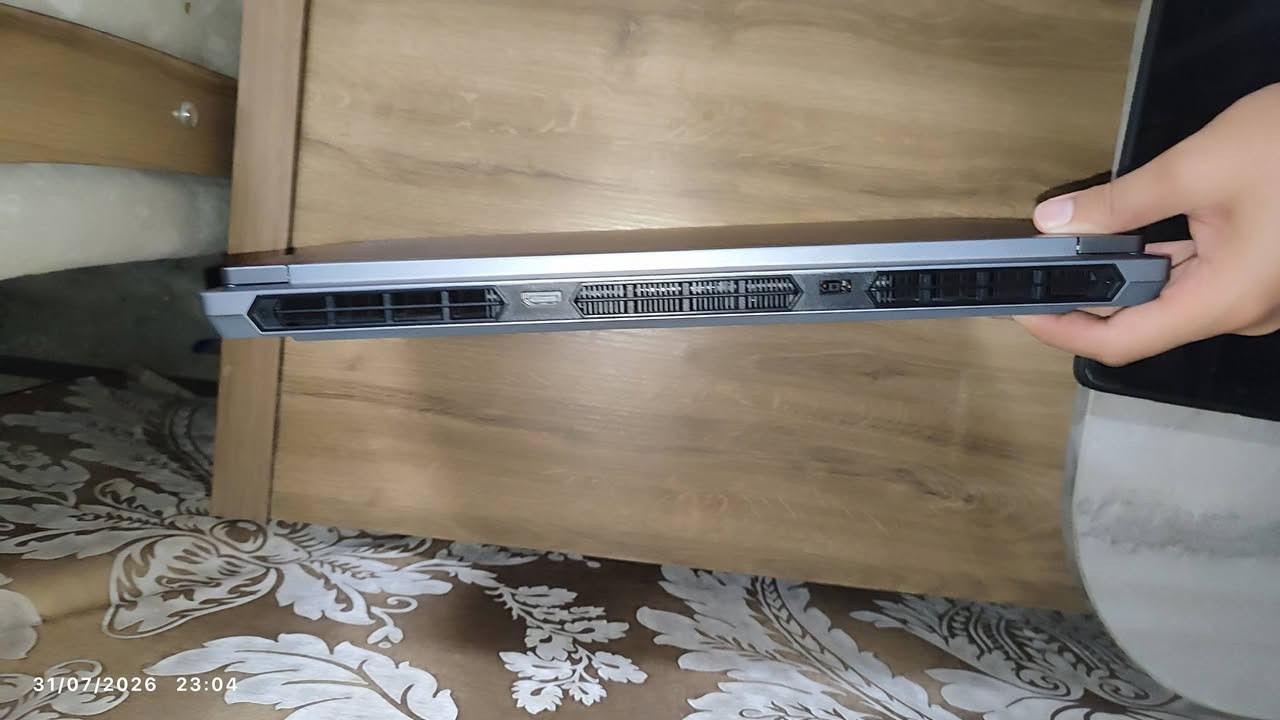 Lenovo legion 5 irx9 
لابتوب العاب مستعمل نظيف جداً استعمال قرابه 6 اشهر لكن الاستعمال خلال هذه المده قليل جداً بسبب المدارس
i7 14th xh
rtx 4060 8gb
ram 16gb
ssd 512
الشاشه اهم واحلى شي / حجم 16 ips QHD 2K
165HZ
اللون / silver
حالة البطاريه / 99
keyboard rgb عربي-انكليزي
الشاحنة watt 230
التبريد ممتاز
السعر / 1.900.000 IQD بي مجال

للشراء واتساب ***********
