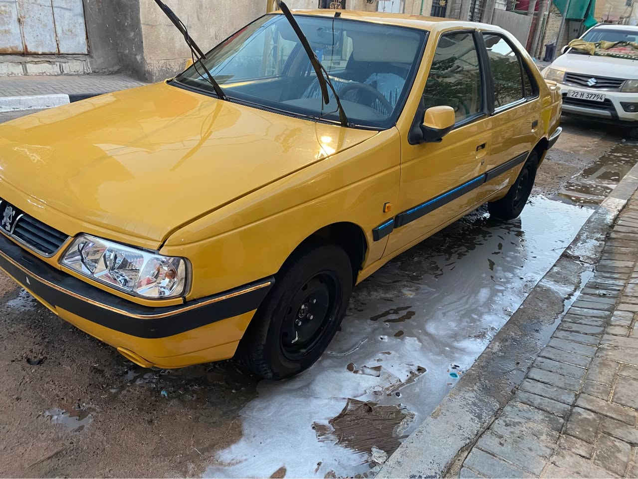 سلام عليكم بيجو 405 مكينه وكير وحداديه وتبريد خير من الله سنويتهه منتهيه 2022 وراعيهه يريد تحويل سياره حلوه مابيهه خياسات السعر 37 وبيهه مجال لشراي رقم
*********** البصرة, العراق
